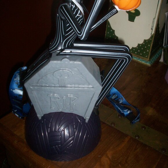 2025 DISNEY PARKS MICKEYS NOT SO SCARY HALLOWEEN JACK Skellington POPCORN BUCKET - Picture 4 of 8